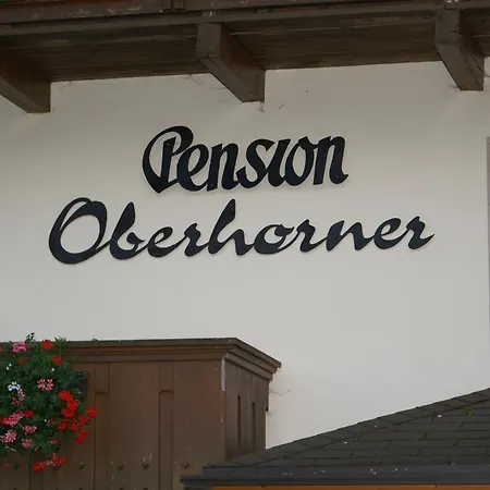 Oberhorner بيت ضيافة 3*